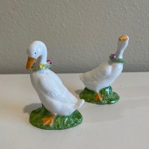 Set of 2 White Geese Bone China Vintage Omnibus.